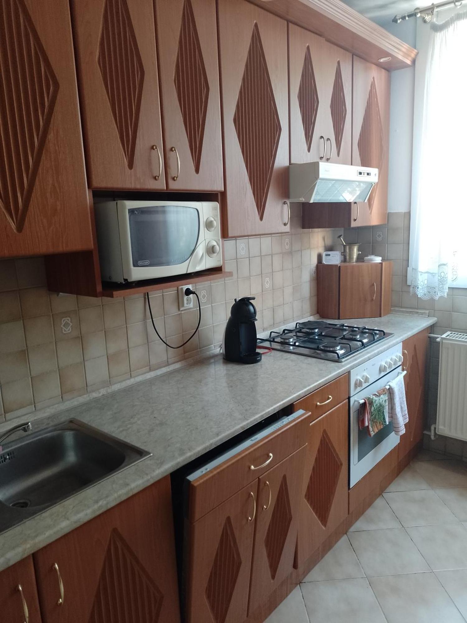 Belvarosi Classic Apartman 85 Square Meters Szombathely Exterior photo
